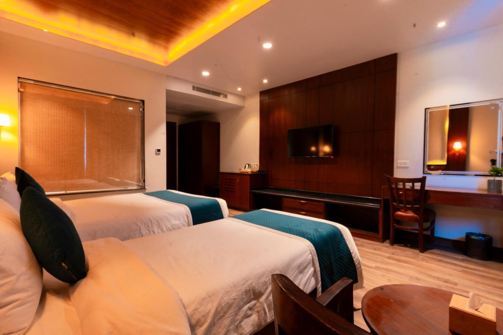 Galaxy Garden Resort Bharatpur  Eksteriør bilde