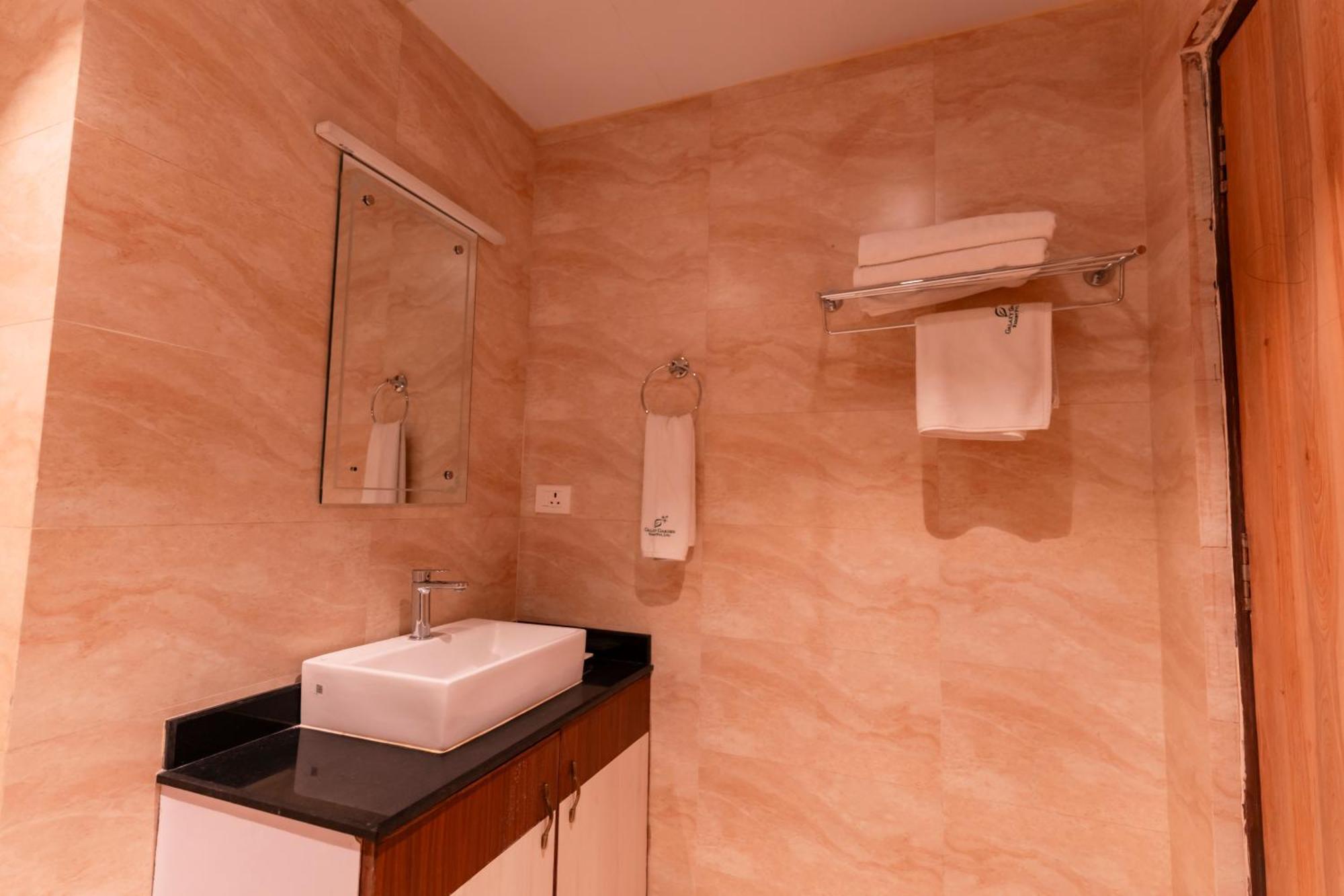 Galaxy Garden Resort Bharatpur  Eksteriør bilde
